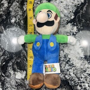 Super Mario Bros. Nintendo LUIGI Plush 9 Inch Stuffed Toy Plush Doll 2022